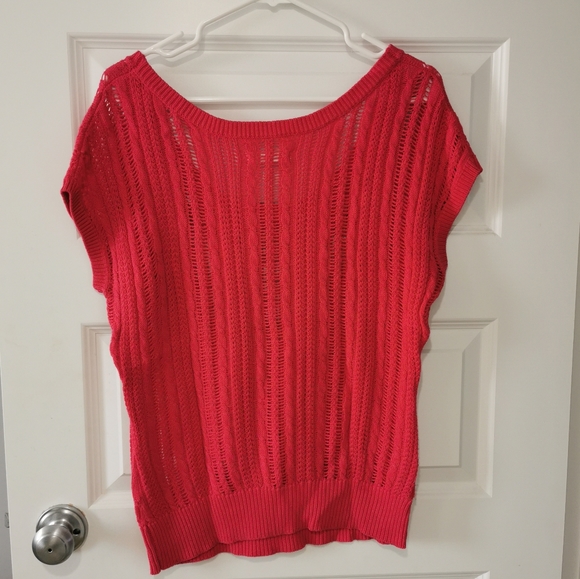 Cable knit short sleeve sweater - Picture 3 of 3